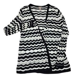 Chicos Black White Zig Zag Chevron Knit Cardigan Sweater Open Front Size L